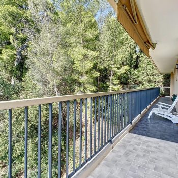 West of Nice – Beautiful 2 Bedroom Apartment in luxury Residence with Swimming Pool
