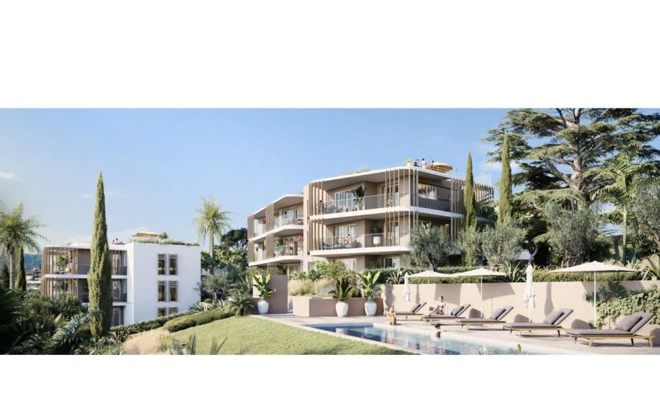 West of Nice – Beautiful Sunny 3 Bedroom Apartment in Residence with Swimming Pool