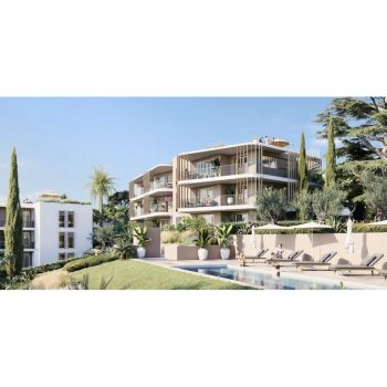 West of Nice – Beautiful Sunny 3 Bedroom Apartment in Residence with Swimming Pool