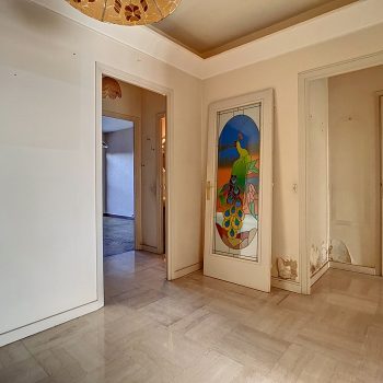 Cimiez/Parc Monceau – Spacious 2 Bedroom Apartment of 82.82 sqm with Garden to Renovate