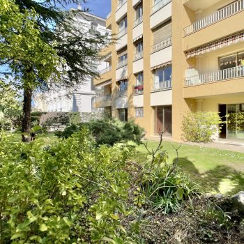 Nice Coeur Cimiez – Grande potenziale per questo appartamento di 4 locali da ristrutturare con un giardino eccezionale!