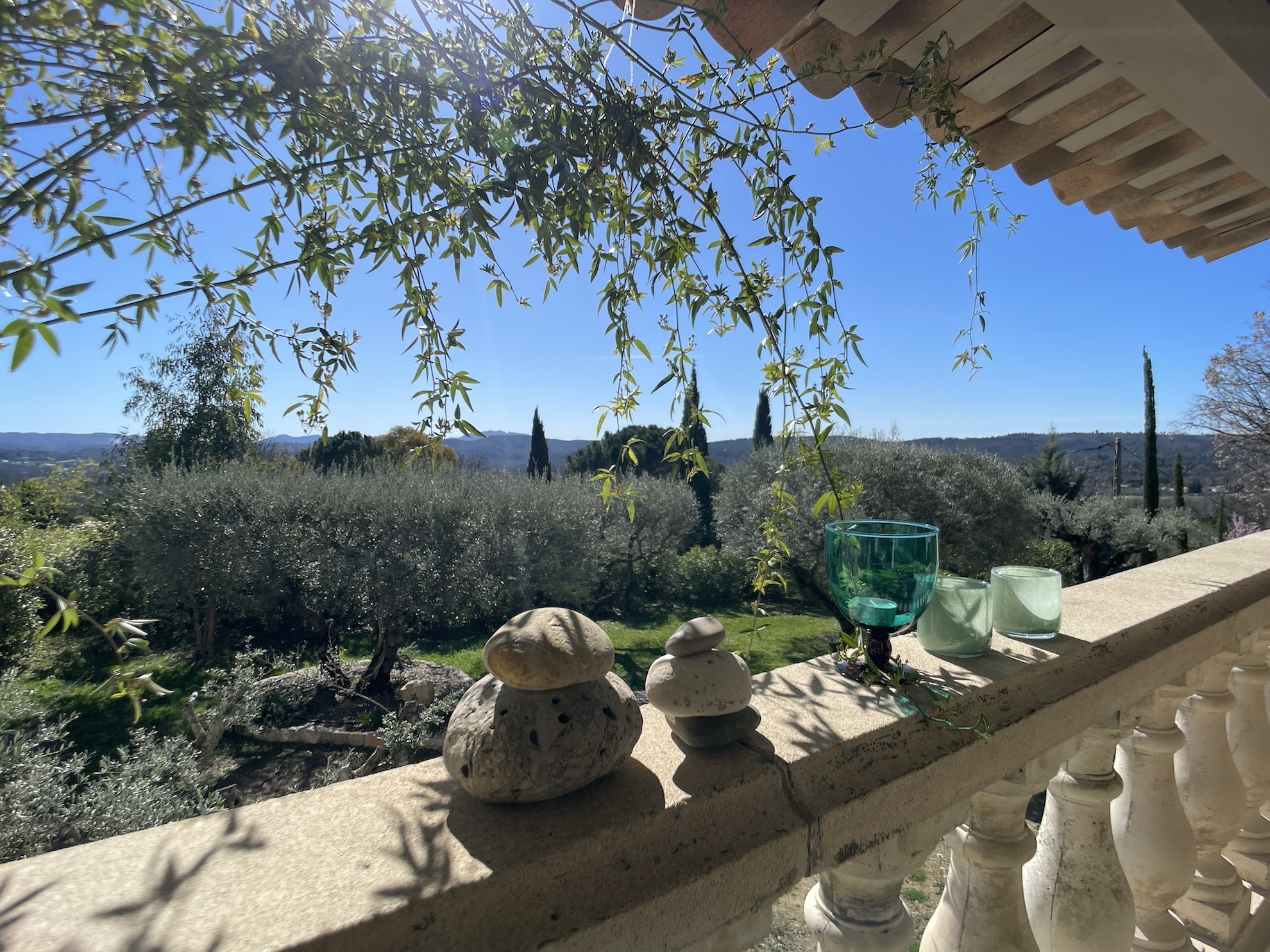Magnificent fully renovated 290 m2 property with panoramic views – Charming South of France