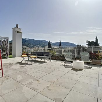 Nice Cimiez – Toit terrasse 4 pièces de 110 m2 habitables avec terrasse 317 m2