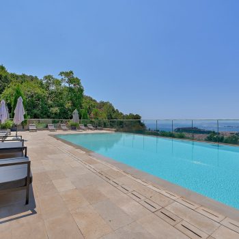 NICE – Mont Boron  – Magnifique appartement avec grande terrasse avec vue panoramique