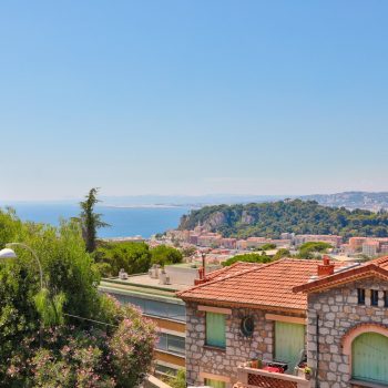 NICE – Mont Boron  – Magnifique 2 pièces avec terrasse et vue panoramique sur la mer