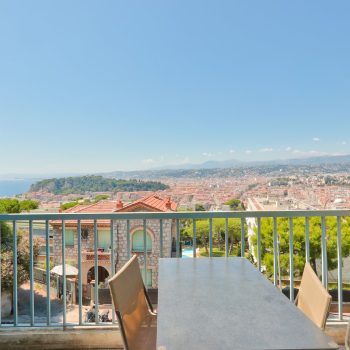 NICE – Mont Boron  – Magnifique 2 pièces avec terrasse et vue panoramique sur la mer