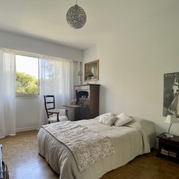 Nice Cimiez – Spacious 2-Room Apartment of 62m² with 99m² of Outdoor Space on the Garden Level