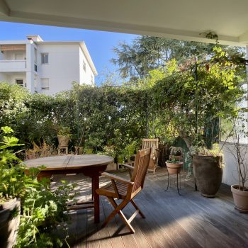 Nice Cimiez – Spacious 2-Room Apartment of 62m² with 99m² of Outdoor Space on the Garden Level