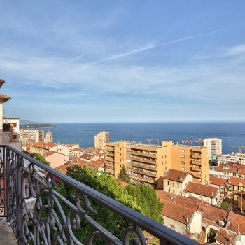 Beausoleil – Bright apartment with panoramic view of the sea and Monaco