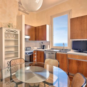 Beausoleil – Bright apartment with panoramic view of the sea and Monaco