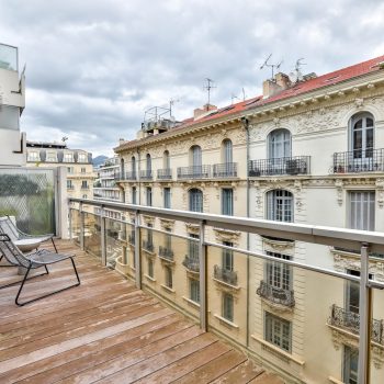 Nice Carré d’Or – 3 pièces dans résidence de standing avec terrasse