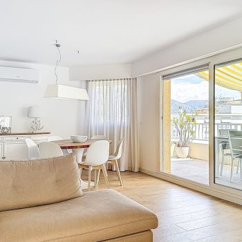 Roquebrune-Cap-Martin – Appartement avec terrasse, vue mer, piscine et dépendance
