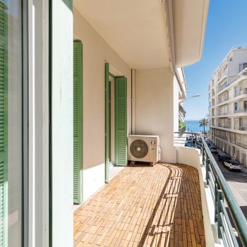 Nice – Promenade des Anglais – Magnifique 3 pièces de 59 m² avec terrasse et vue mer
