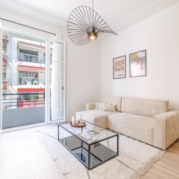 Nice – Promenade des Anglais – Magnifique 3 pièces de 59 m² avec terrasse et vue mer