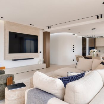 NICE – Mont Boron – Penthouse de 120 m² entièrement rénové avec terrasse de 80 m² et vue panoramique