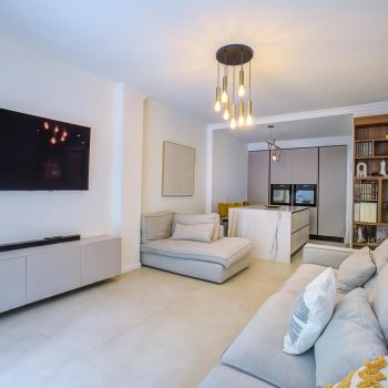 Nice – Cimiez  – beau  3 pièces de 73 m² avec terrasse et entièrement rénové