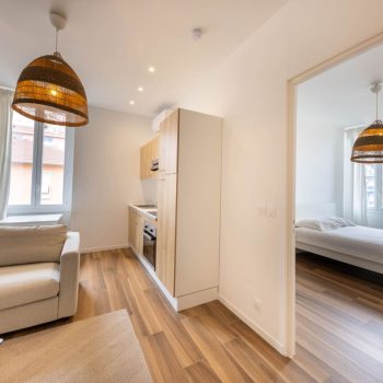 Beausoleil – Magnifique 2 pièces de 38m2 rénové et en dernier étage
