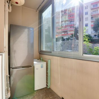 Nice Corniche André de Joly – Appartement 3 pièces à rénover avec terrasse et parking