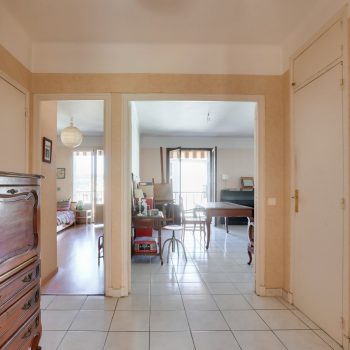 Nice Corniche André de Joly – Appartement 3 pièces à rénover avec terrasse et parking