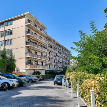 Nice Corniche André de Joly – Appartement 3 pièces à rénover avec terrasse et parking
